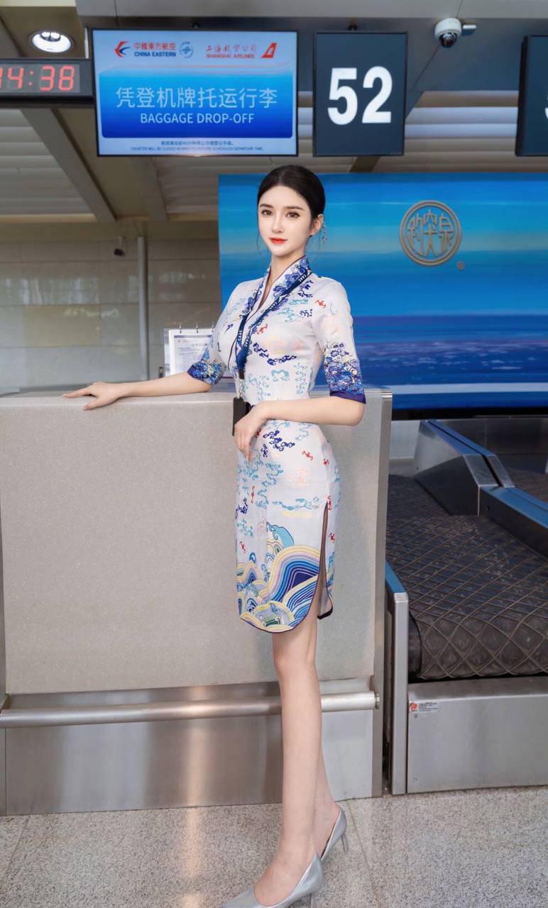 浦东新区，短期兼职空姐身材火辣三点粉嫩